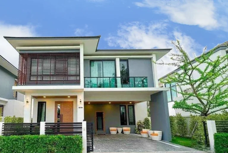 4-Bedroom House for Sale in East Pattaya