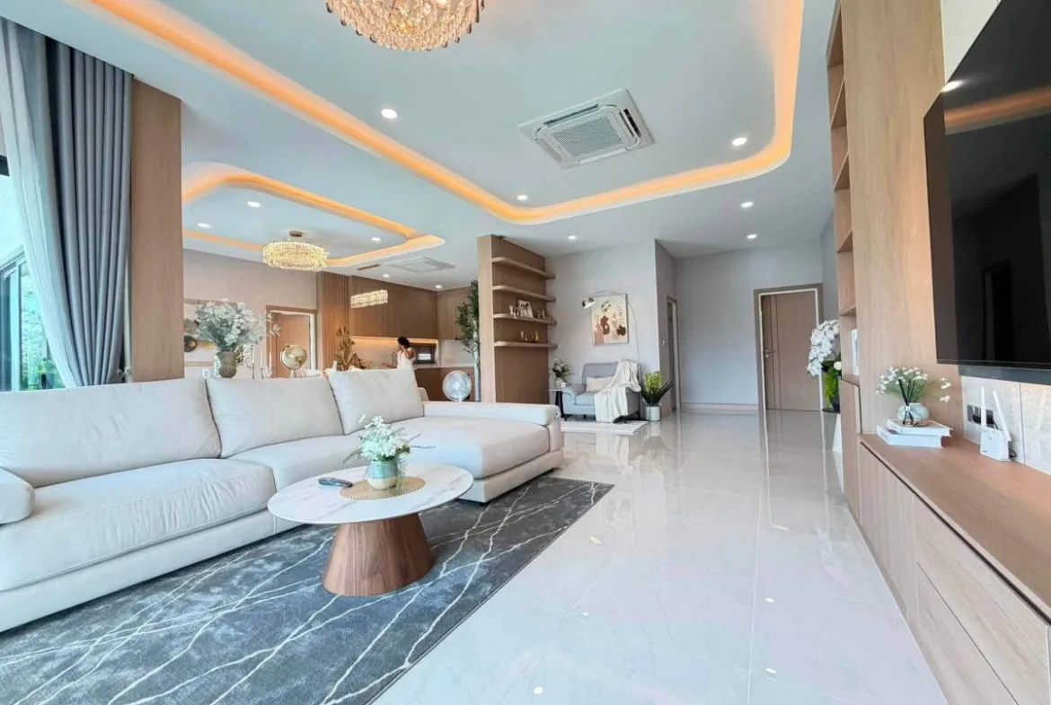 3-Bedroom Pool Villa for Sale in Huay Yai — photo 2