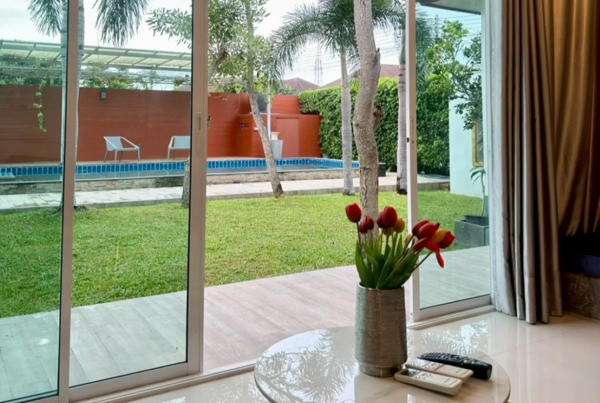 5-Bedroom Pool Villa for Sale in Huay Yai — photo 3