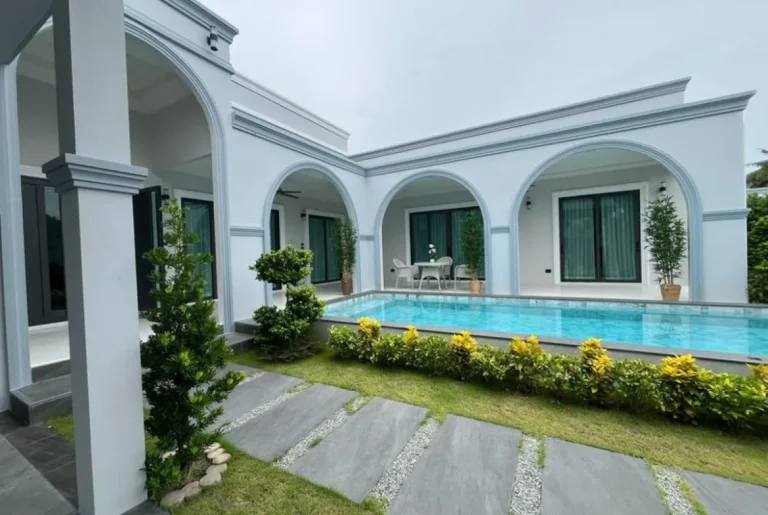 4-Bedroom Pool Villa for Sale in East Pattaya