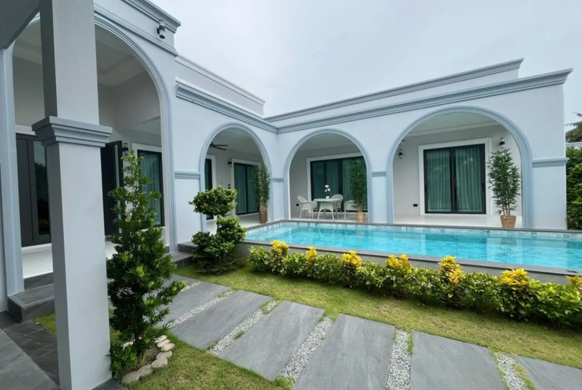 4-Bedroom Pool Villa for Sale in East Pattaya — photo 1
