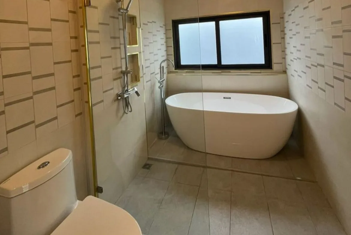 4-Bedroom Pool Villa for Sale in East Pattaya — photo 3