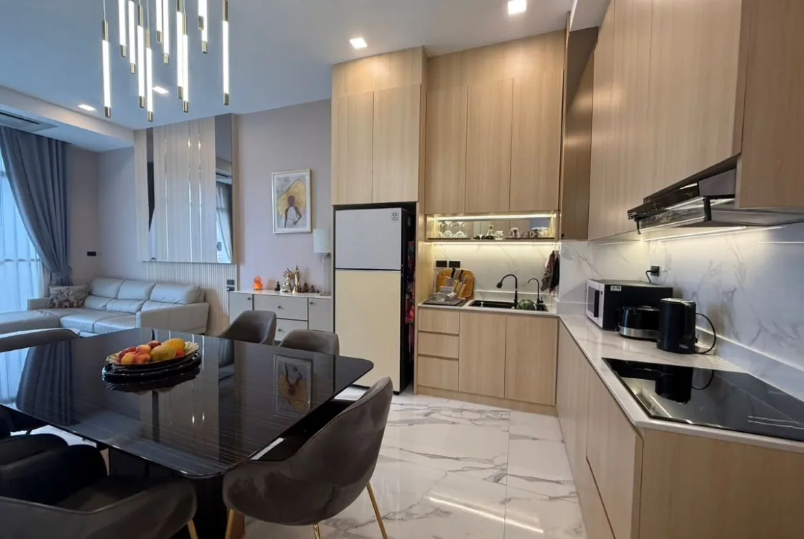 4-Bedroom Pool Villa for Sale in North Pattaya — photo 2