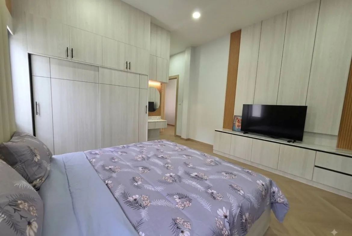 4-Bedroom Pool Villa for Sale in East Pattaya — photo 2