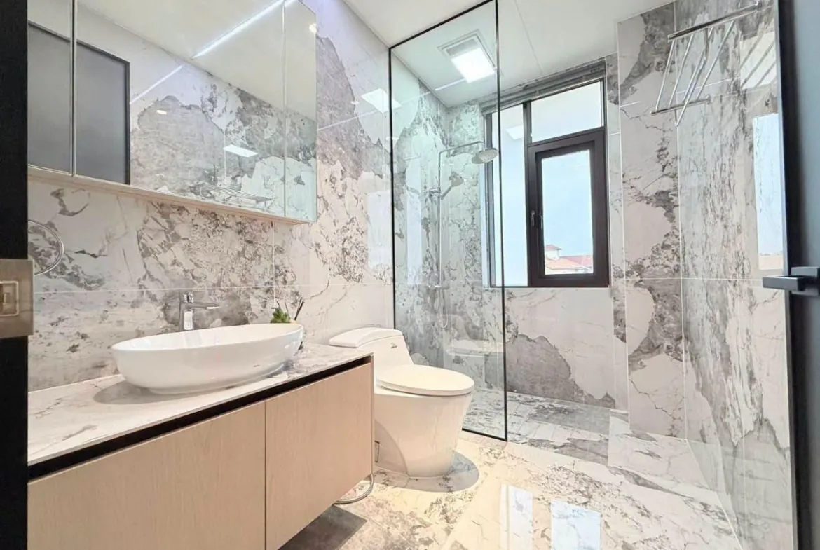 4-Bedroom Pool Villa for Sale in East Pattaya — photo 3