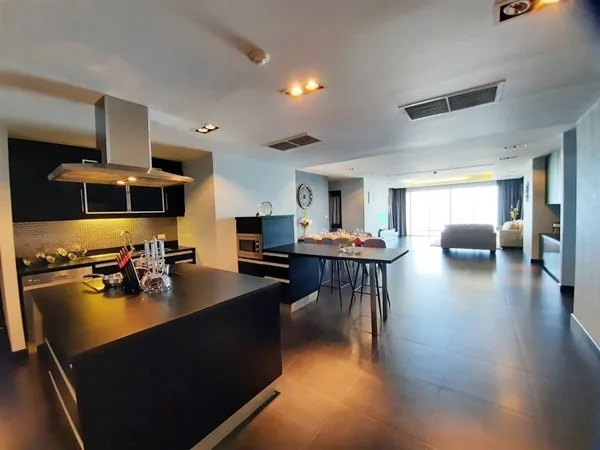 3-Bedroom Condo for Sale or Rent in Jomtien – La Royale Beach — photo 3