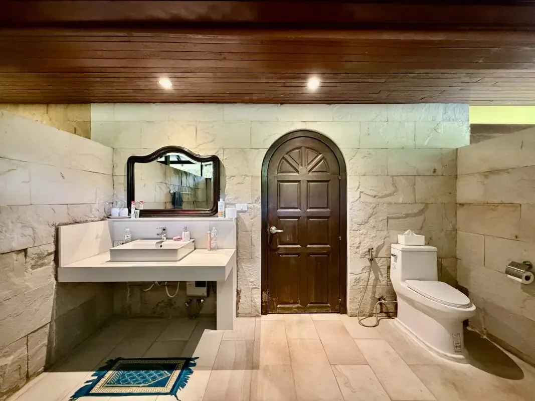 4-Bedroom Pool Villa for Sale in Bang Saray — photo 3