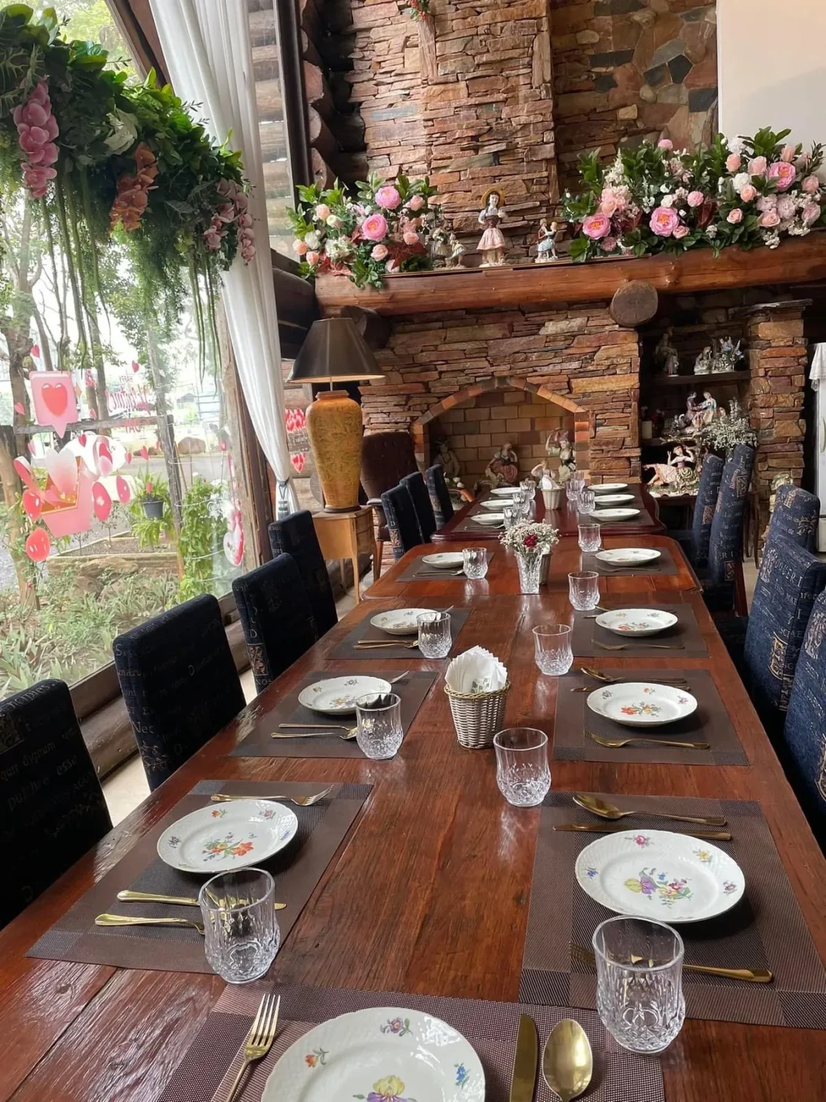 Special price for atrractions The Boutique Hotel Resturant on sale very very special price now in Chiangmai  compose of Resturant Coffee Shop For Sale at Sankamphang,Chiangmai — photo 3