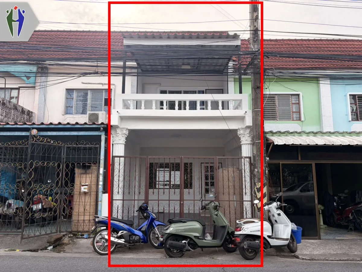 Townhouse Soi. Nerplubwan Central Pattaya, New Renovation, close to market — photo 1