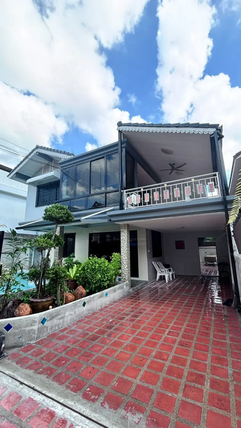 Pool Villa 3 Bedrooms for Rent , Good location at  Central Pattaya
