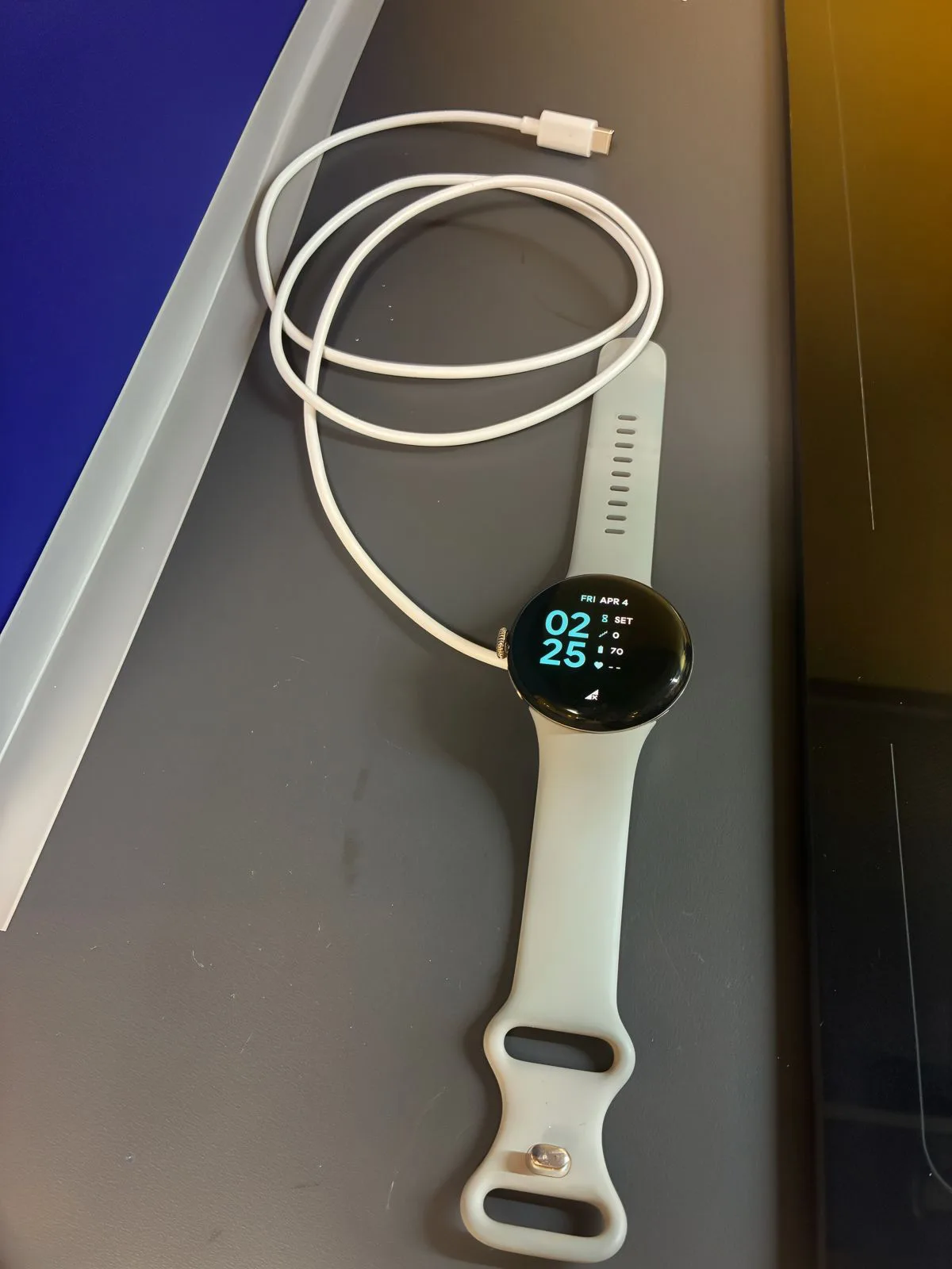 Google Pixel Watch 2 LTE, like new. Pattaya. — photo 2
