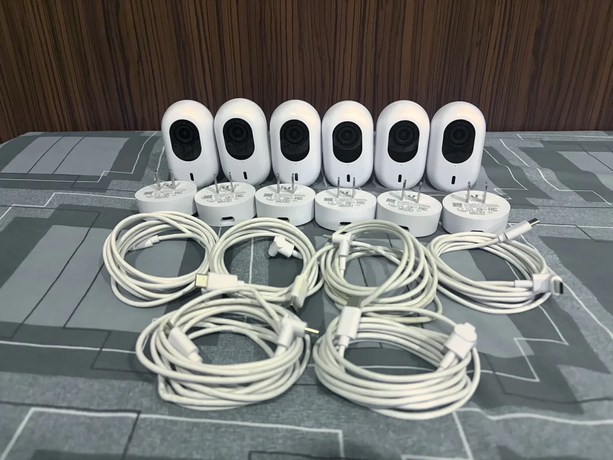UniFi Protect 15-device kit | 6 G4 Instant + UNVR + PoE | Ao Nang — photo 2