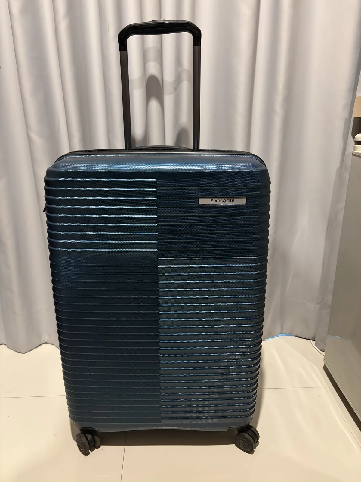 กระเป๋าเดินทาง Samsonite สีน้ำเงิน ฮาร์ดเคส 4 ล้อ ขยายได้ – Samsonite Blue Hardside Spinner Suitcase — photo 1