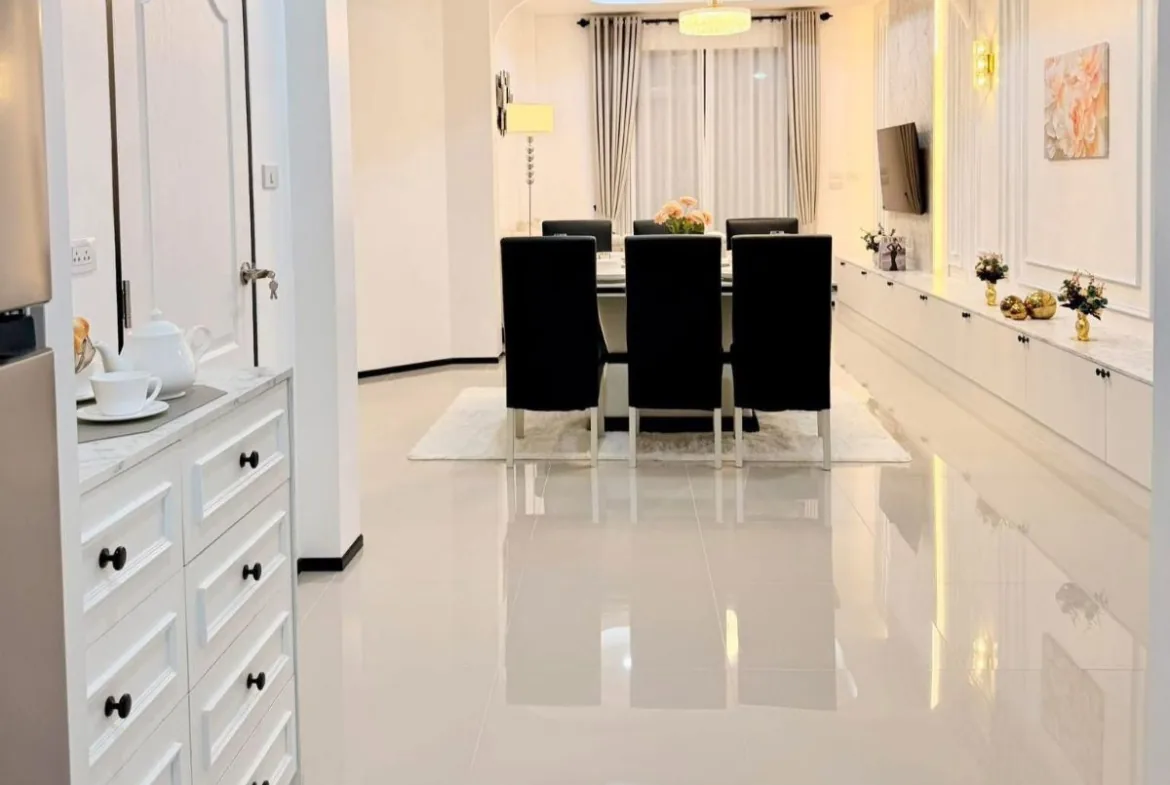 3-Bedroom House for Sale in East Pattaya — photo 2