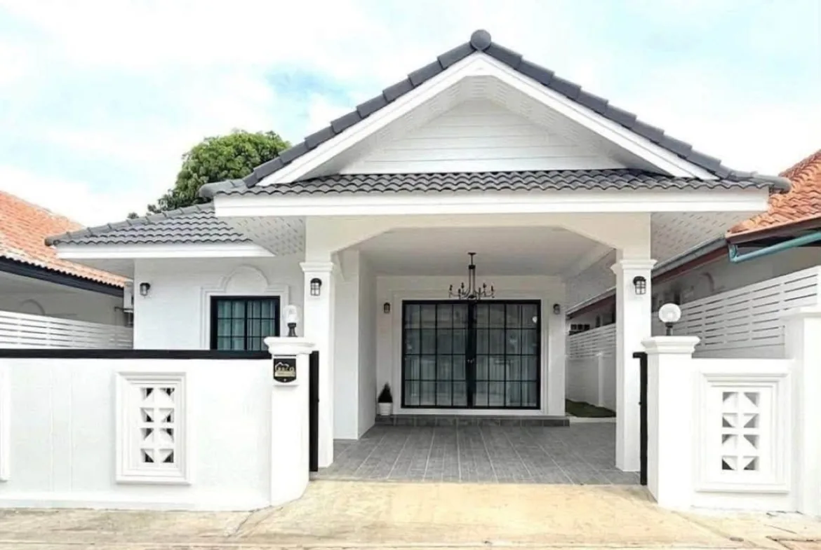 3-Bedroom House for Sale in East Pattaya – Khao Noi This Sigle House — photo 1