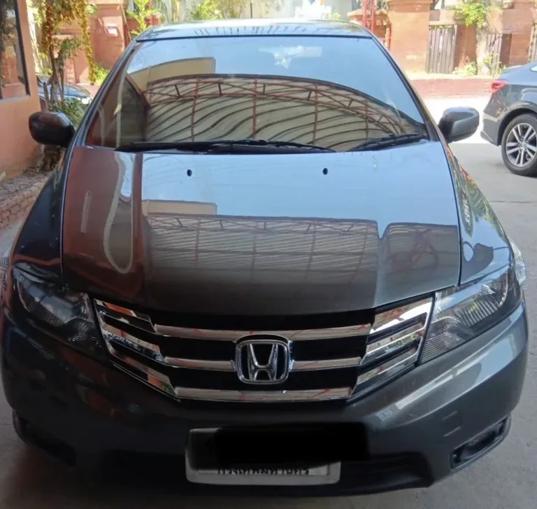 Selling Honda city 2013 used 84,xxx km